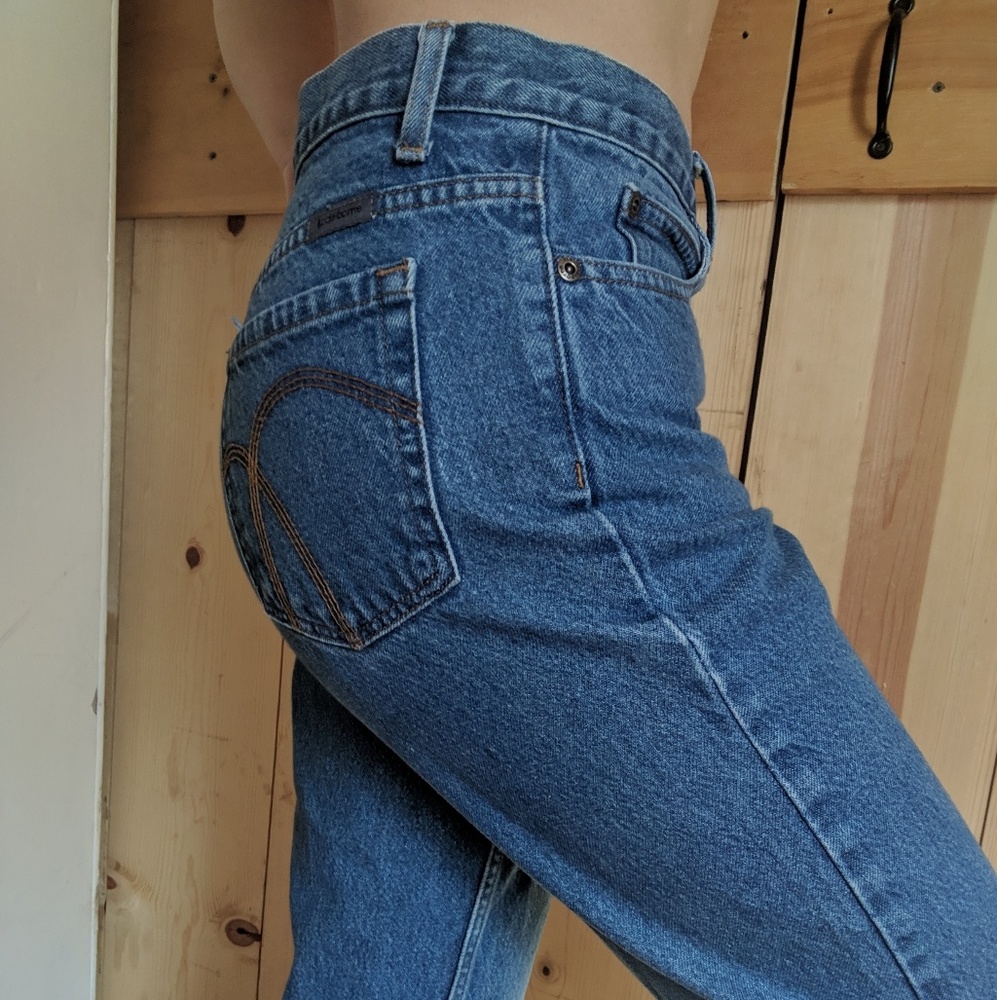 Vintage Mid Wash Short Length Mom Jeans 28W/28L